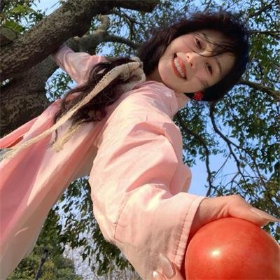 一村之长之贵妇还乡